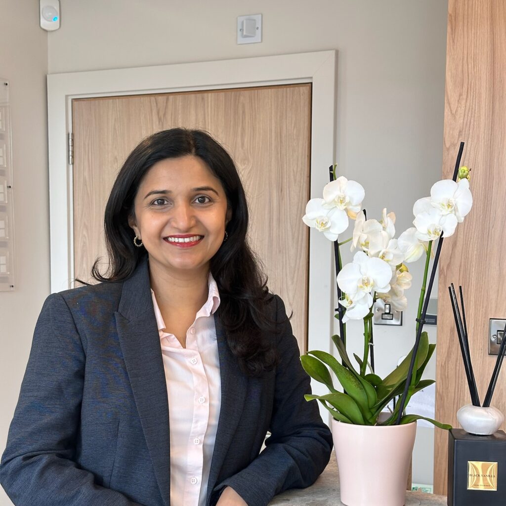 Lynda Verghese hale private clinic